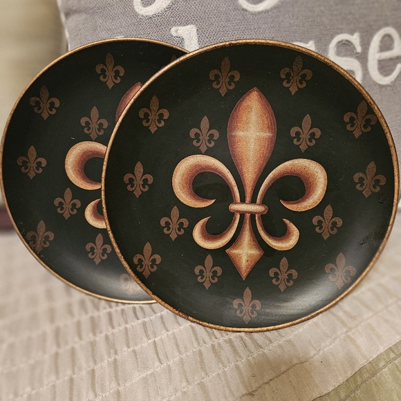 Other - Fleur De Lis Decorative Plate Set